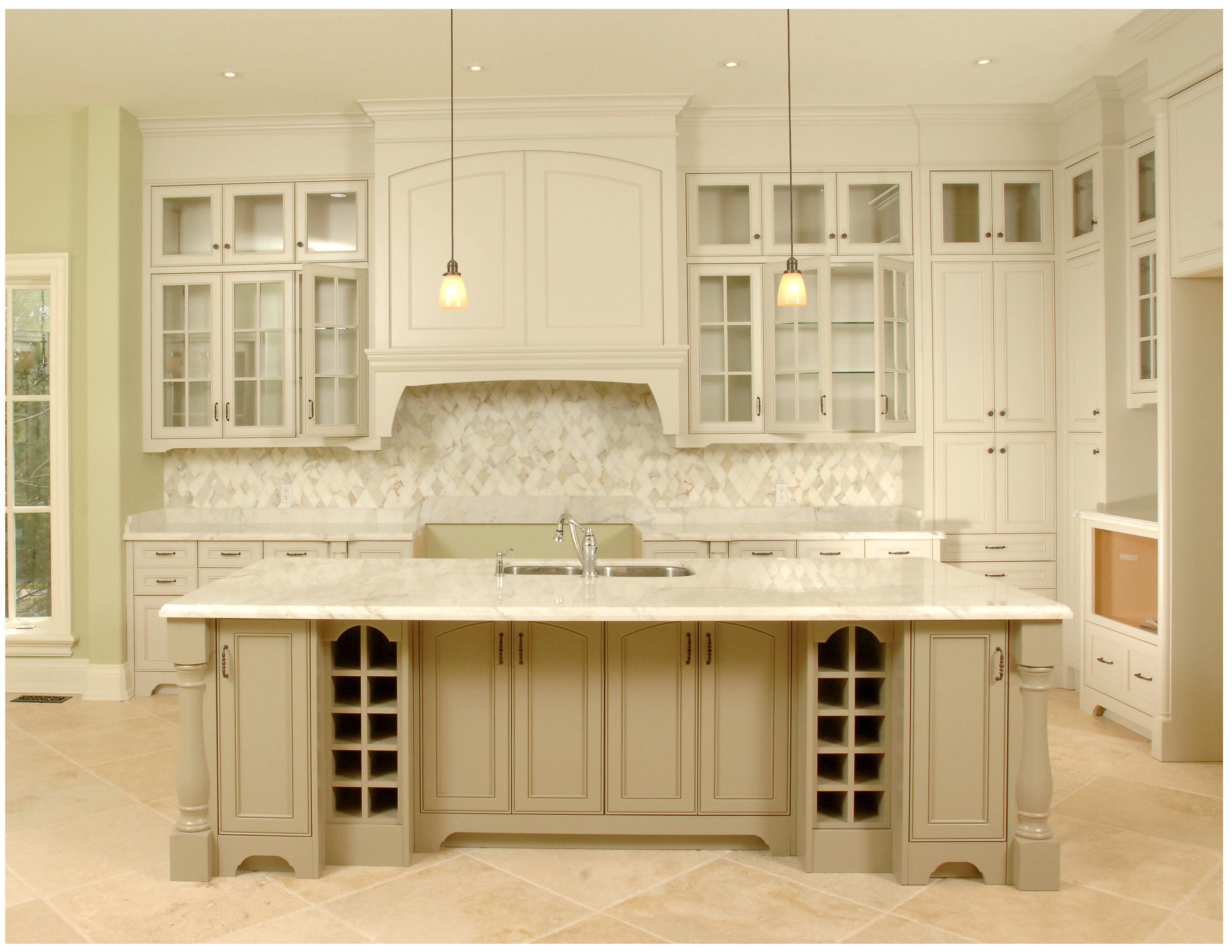 Custom Pantry and Kitchen Cabinetry